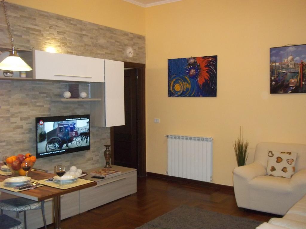 Il Sole Di Ostia Apartment ภายนอก รูปภาพ
